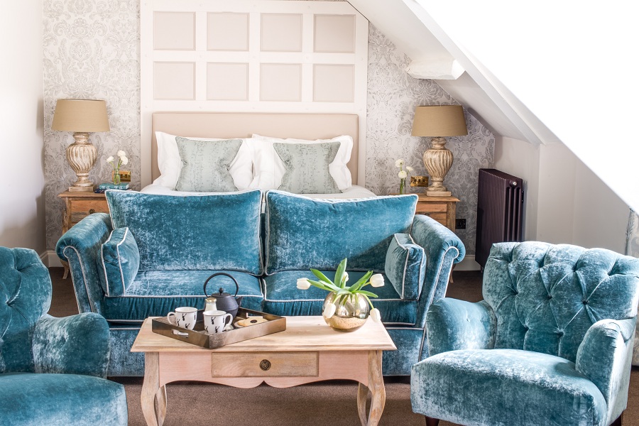 Forest Side — interior and exterior view 6