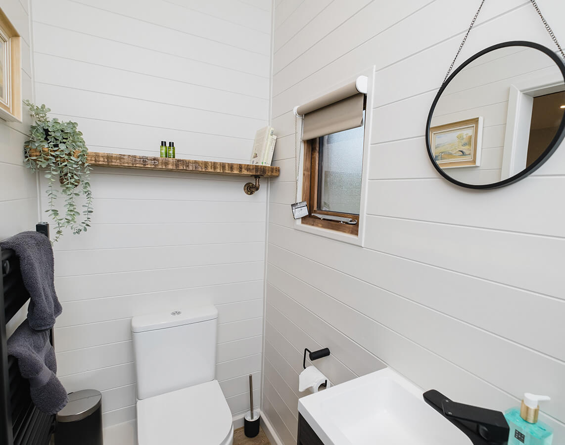 A Place In The Pennines — interior and exterior view 32