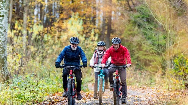 Foreland Lighthouse Keeper's Cottage — interior and exterior view 11