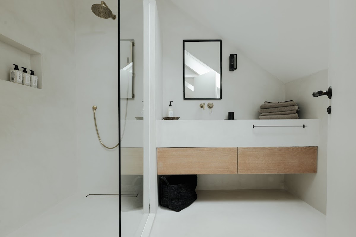 Blackwood Norfolk — interior and exterior view 5