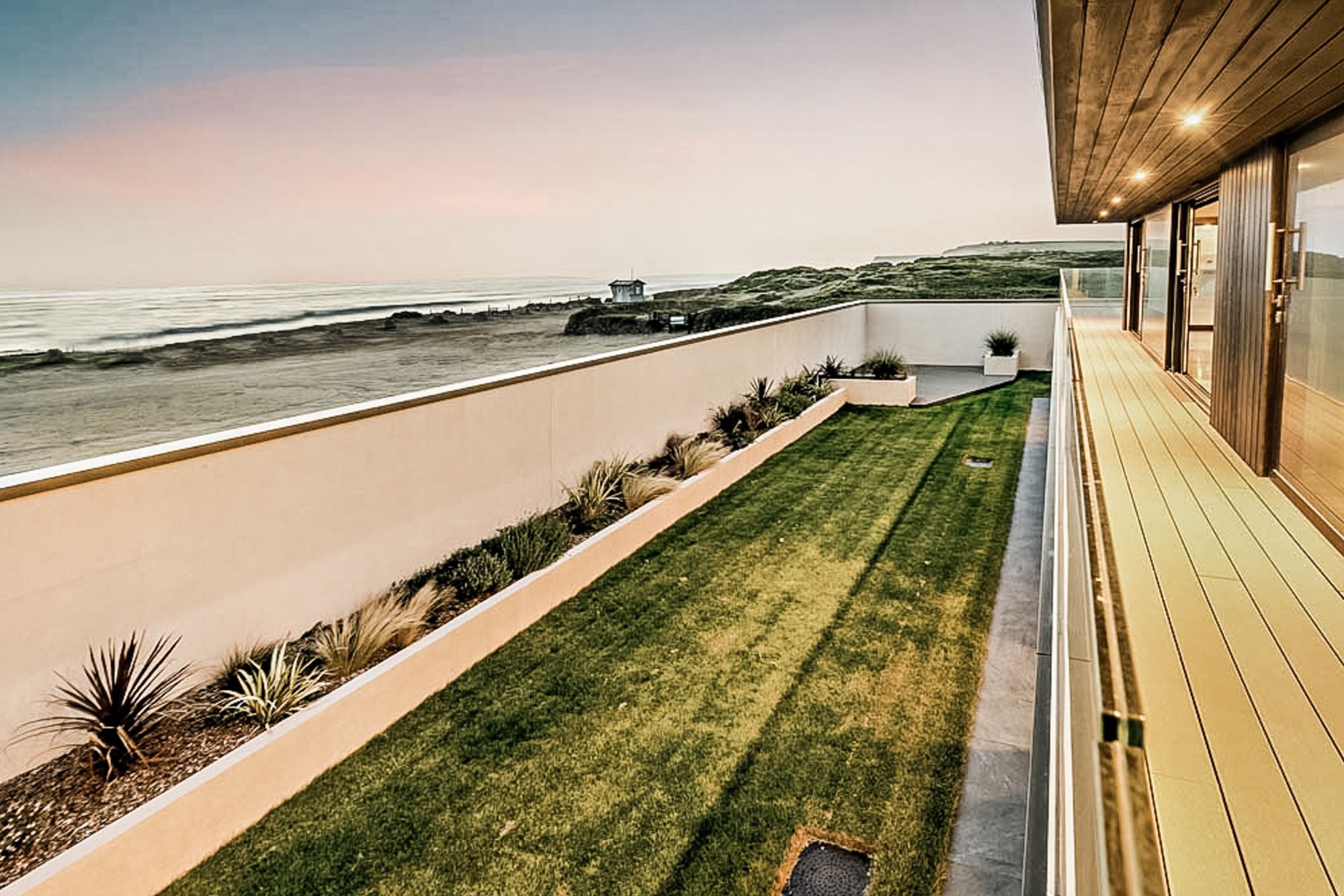 Gaia — interior and exterior view 86