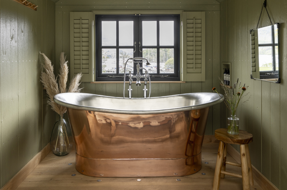 Another Place, The Lake — interior and exterior view 4