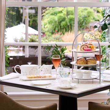 Chewton Glen Treehouses — interior and exterior view 9