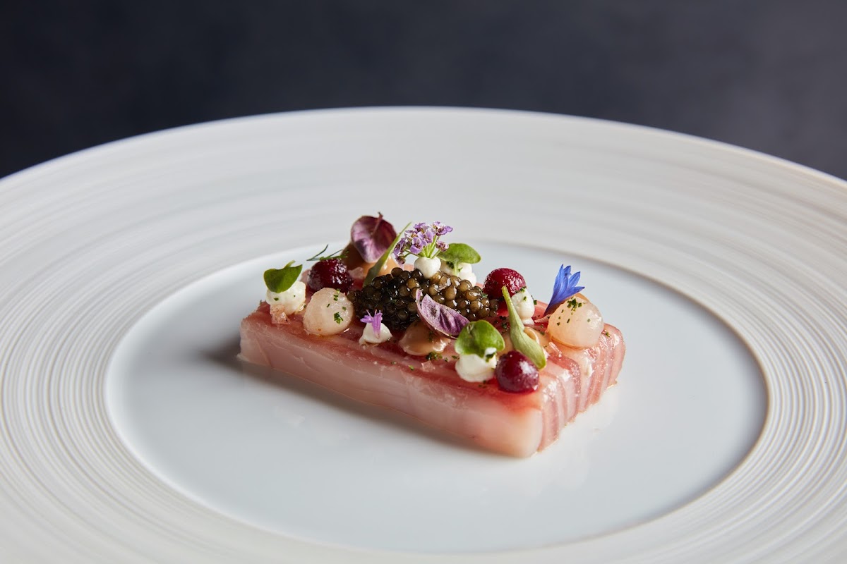 Lympstone Manor Hotel Restaurant & Vineyard — interior and exterior view 5