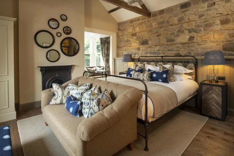 Beadnell Towers & Kitchen — interior and exterior view 20