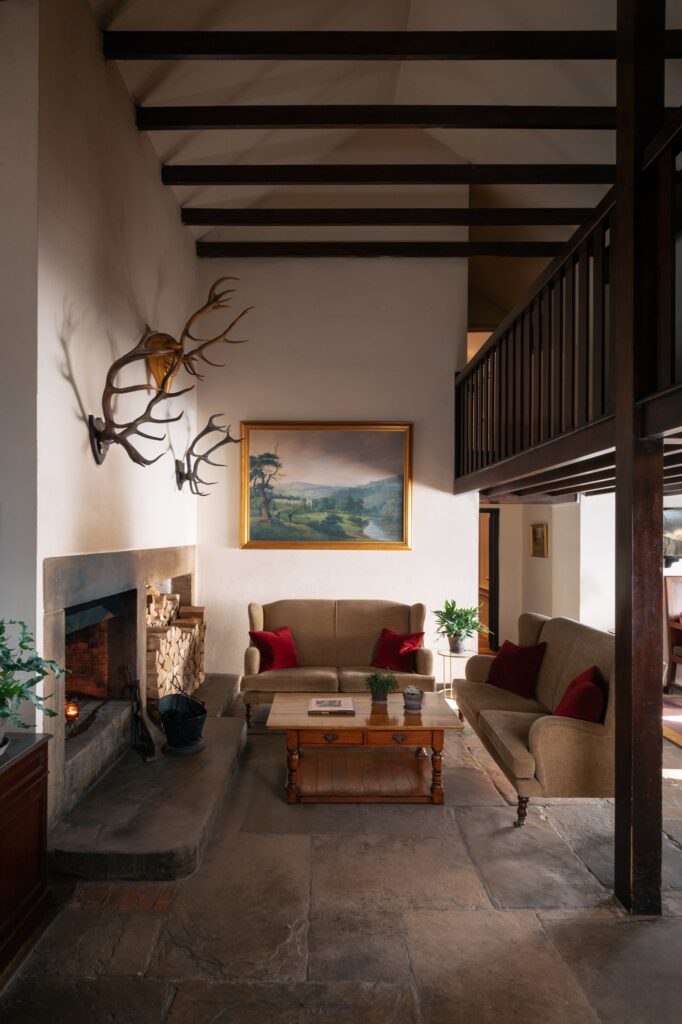 The Devonshire Arms — interior and exterior view 11