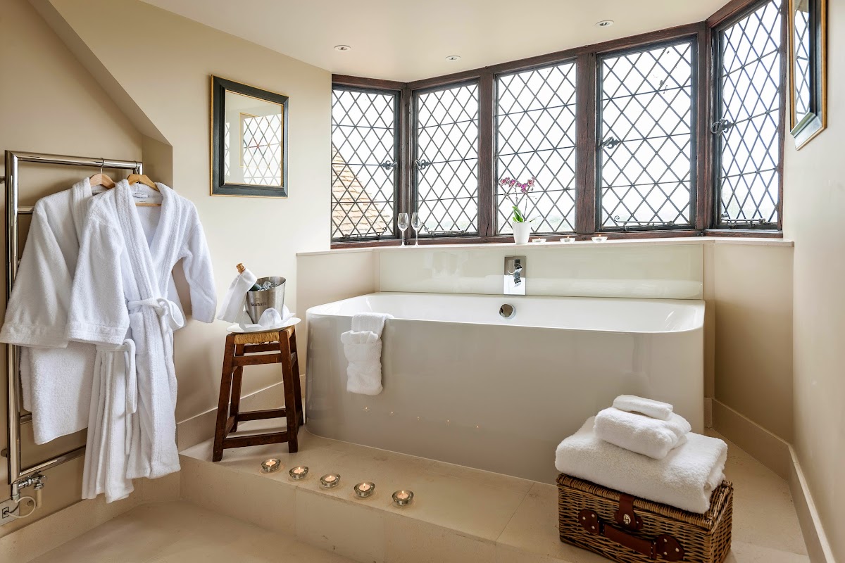 Amberley Castle — interior and exterior view 3