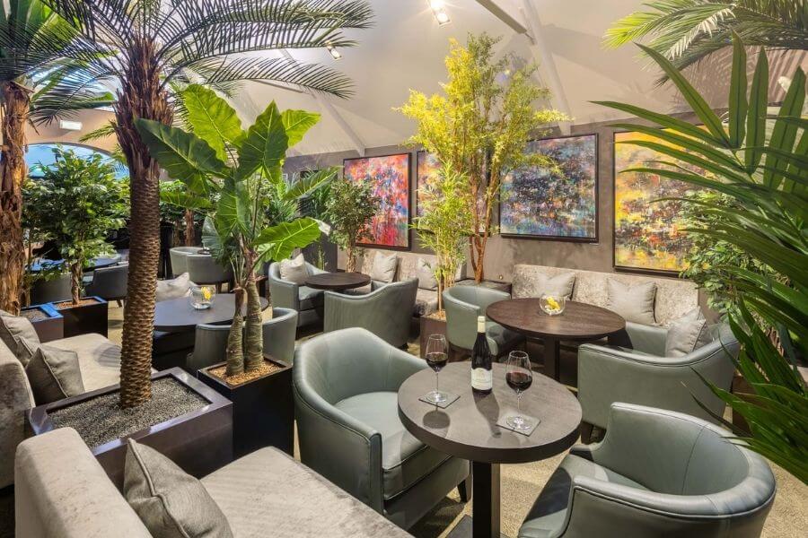 Twr y Felin Hotel — interior and exterior view 3