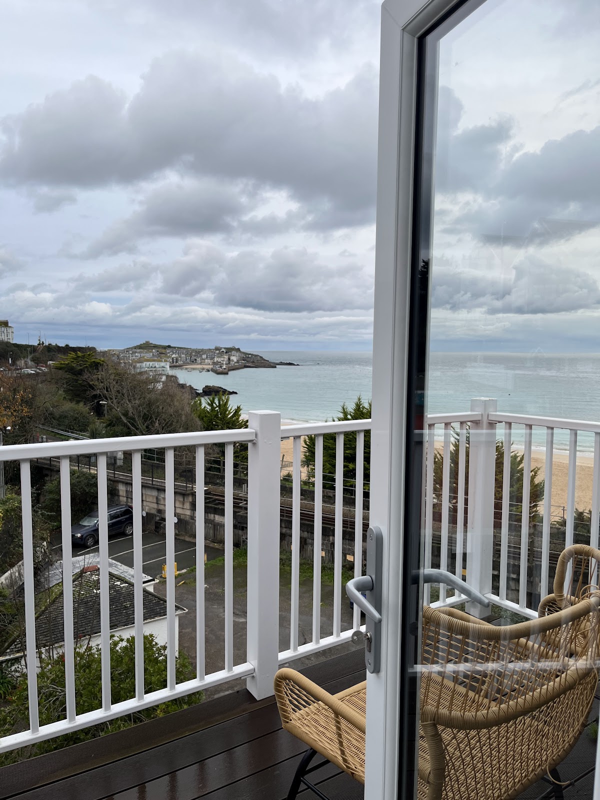 Primrose House St. Ives — interior and exterior view 6