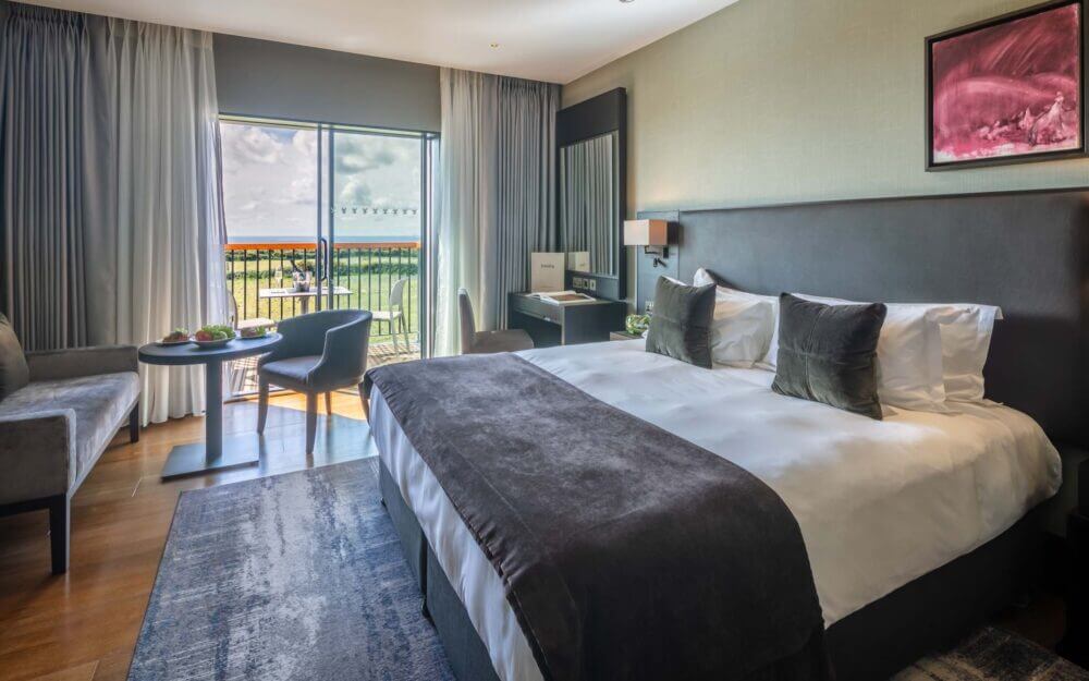 Twr y Felin Hotel — interior and exterior view 6