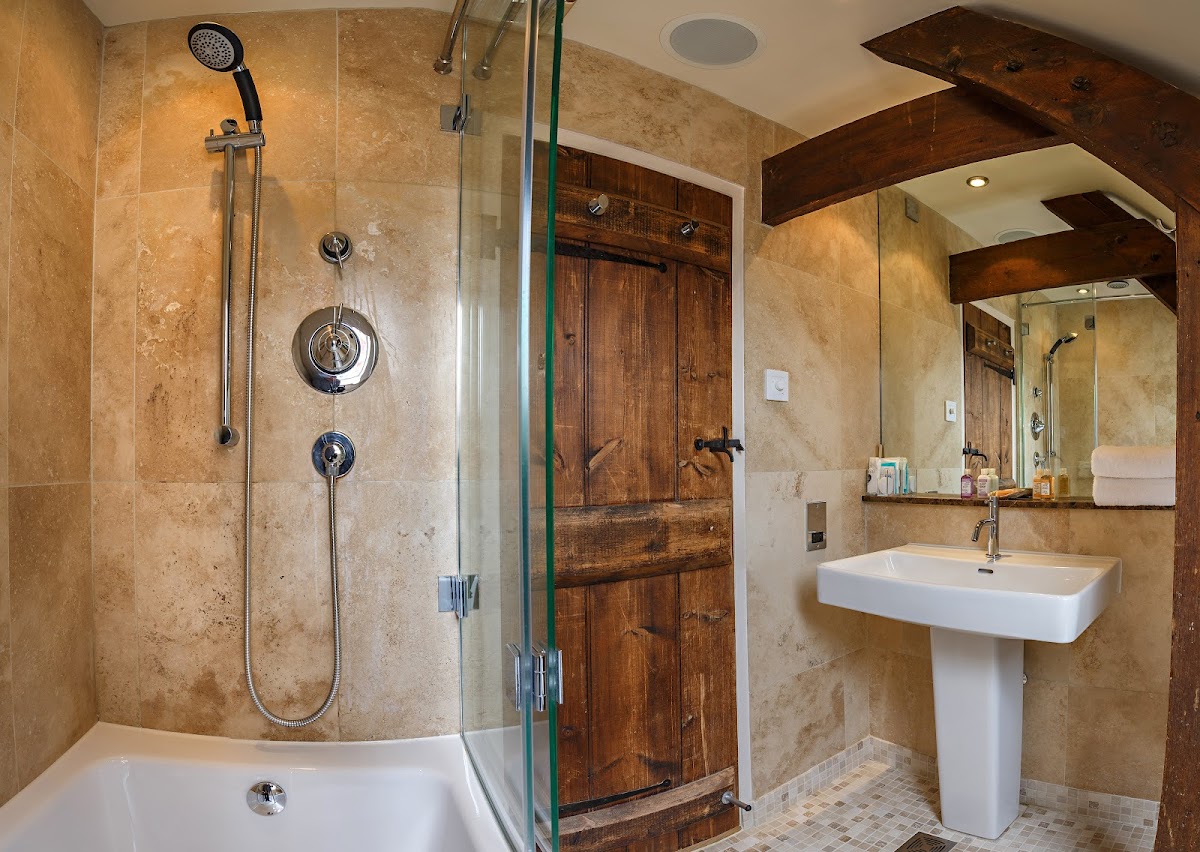 Byfords — interior and exterior view 3