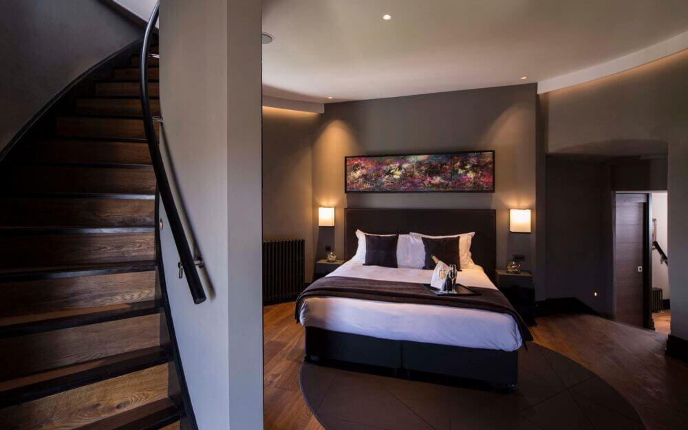 Twr y Felin Hotel — interior and exterior view 12