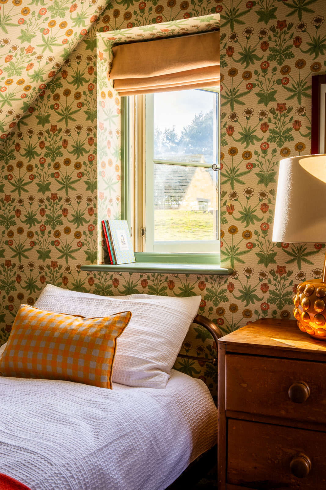 Todthatch — interior and exterior view 60