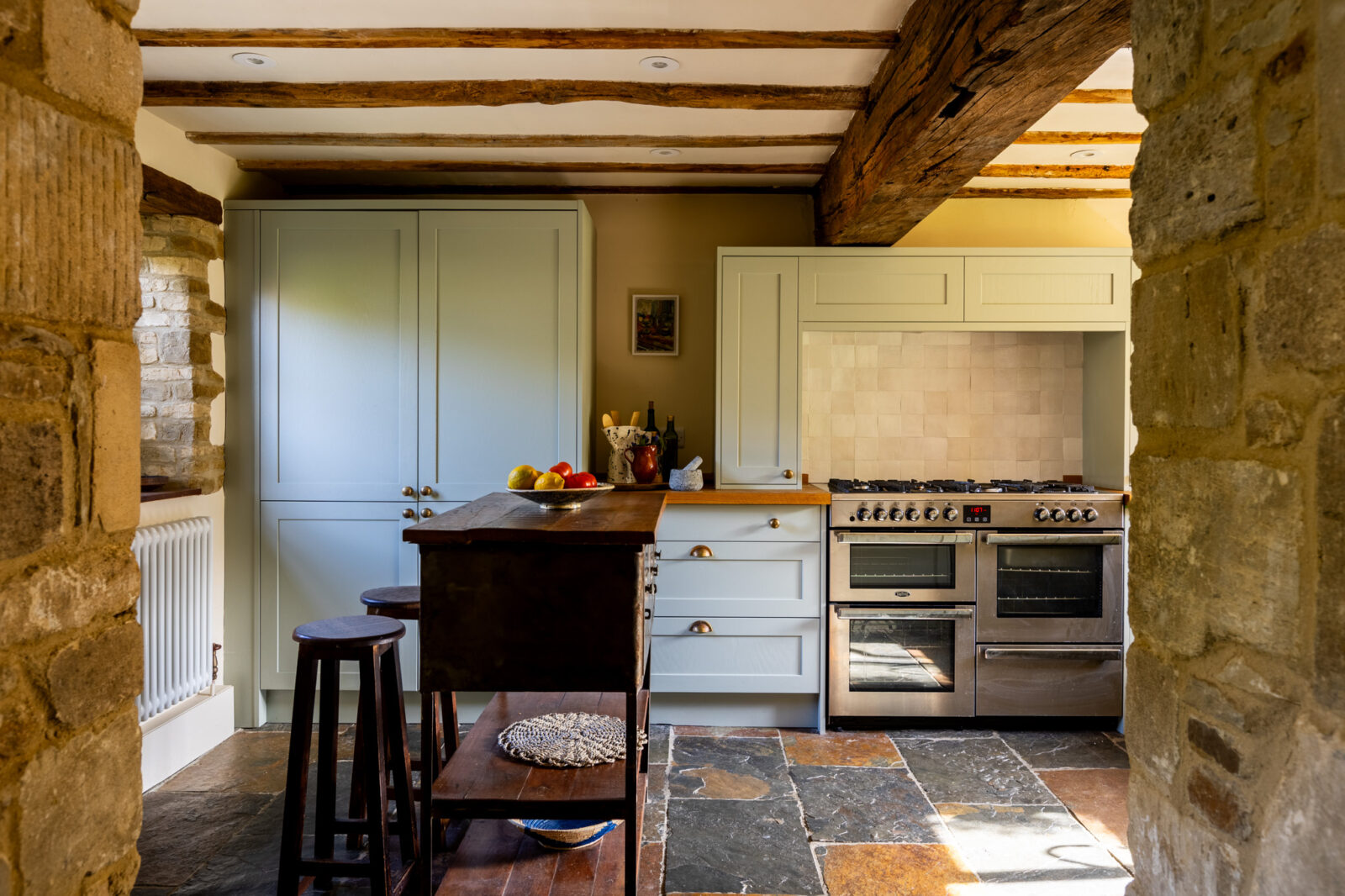 Mollie's Cottage — interior and exterior view 36