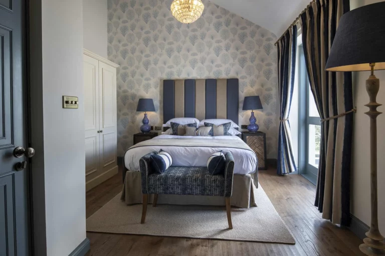 Beadnell Towers & Kitchen — interior and exterior view 27