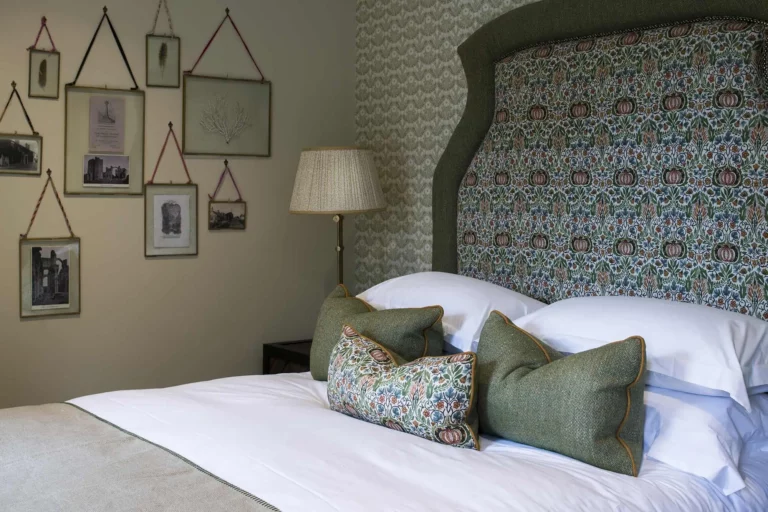 Beadnell Towers & Kitchen — interior and exterior view 13