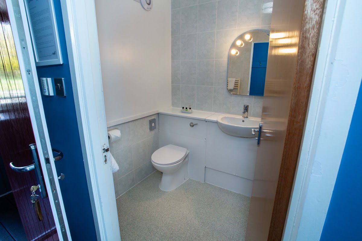 Loch Melfort Hotel — interior and exterior view 2