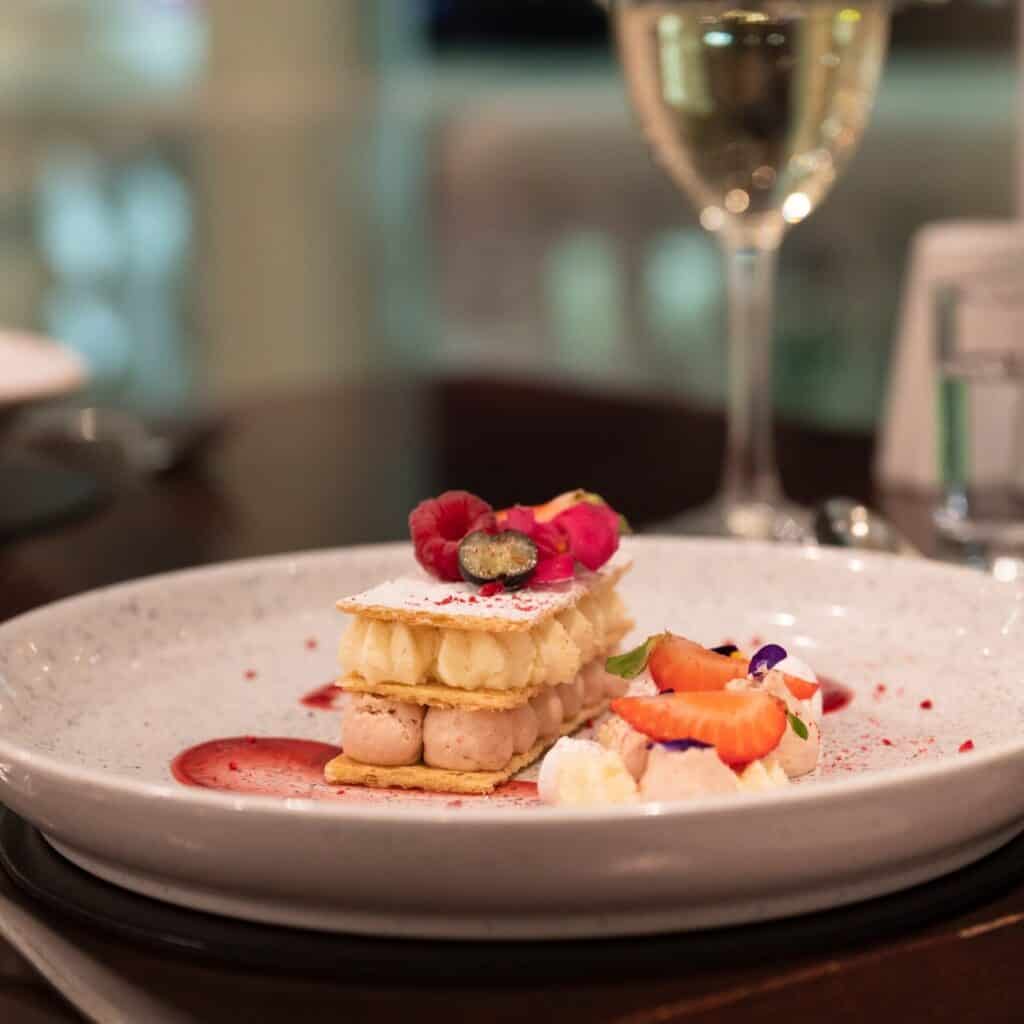 St George's Hotel — interior and exterior view 20