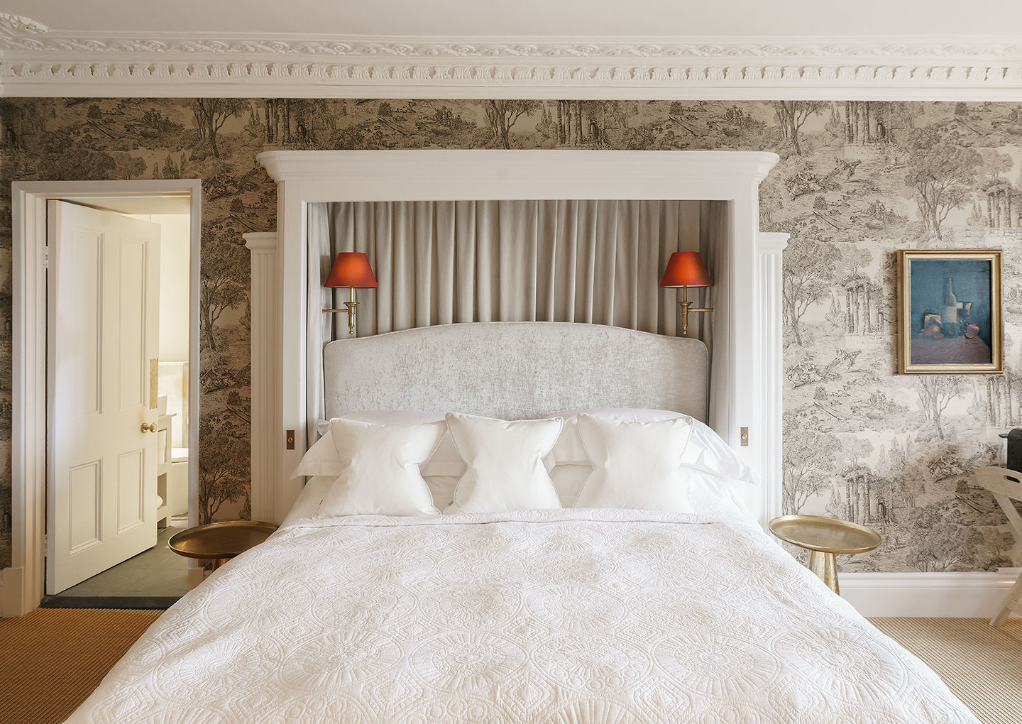 Penally Abbey Hotel & Restaurant — interior and exterior view 13