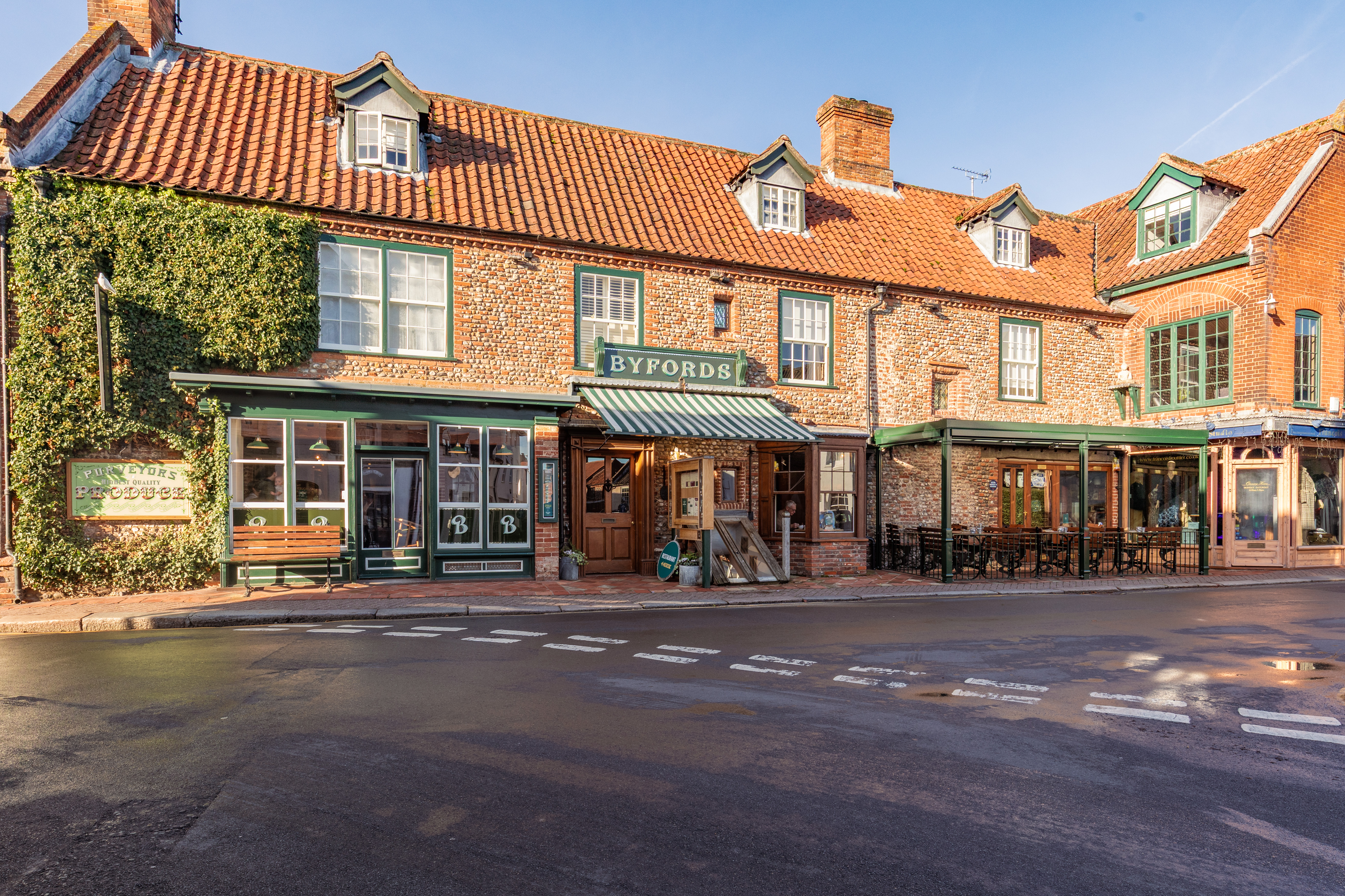 Byfords — interior and exterior view 7