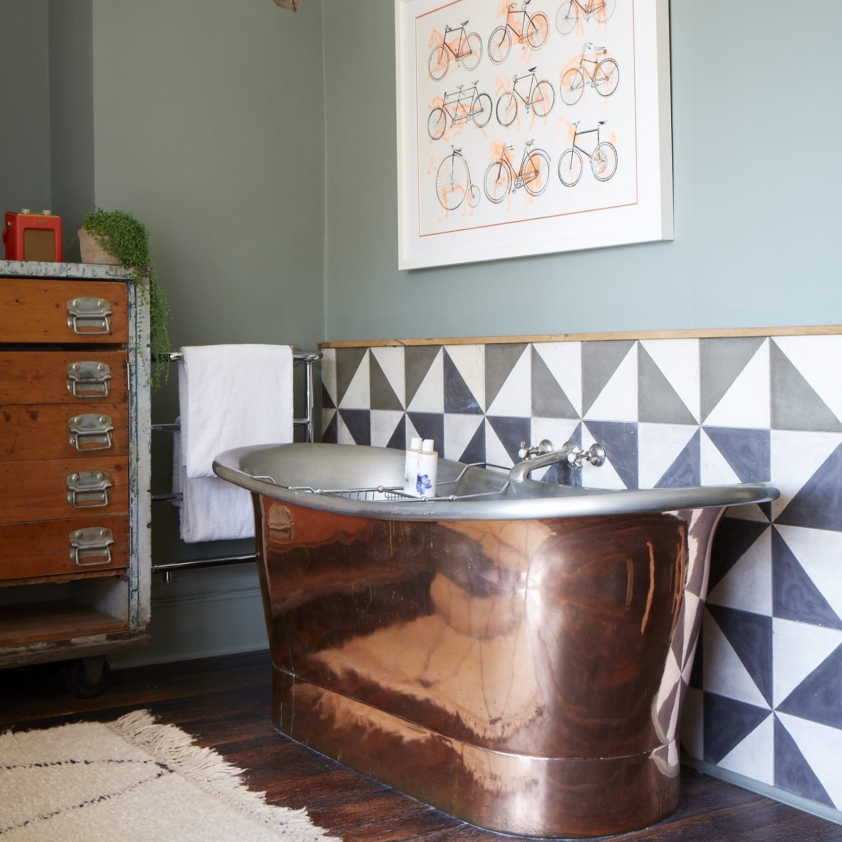 Artist Residence Brighton — interior and exterior view 17