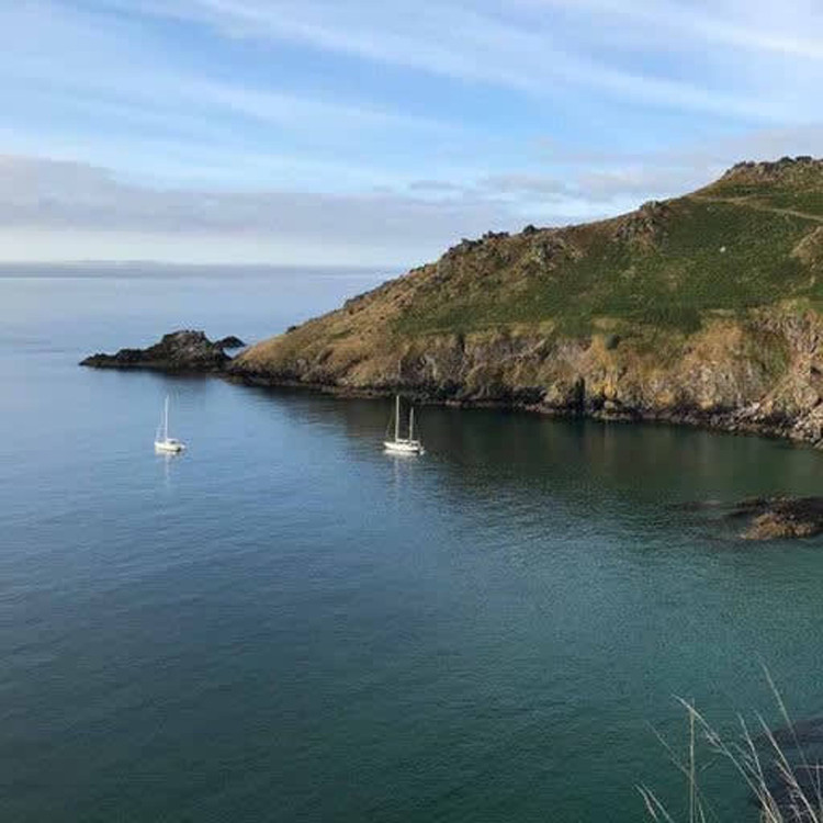 South Sands Hotel — interior and exterior view 13