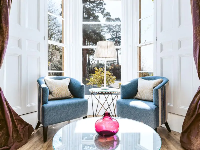 The Horn of Plenty — interior and exterior view 9