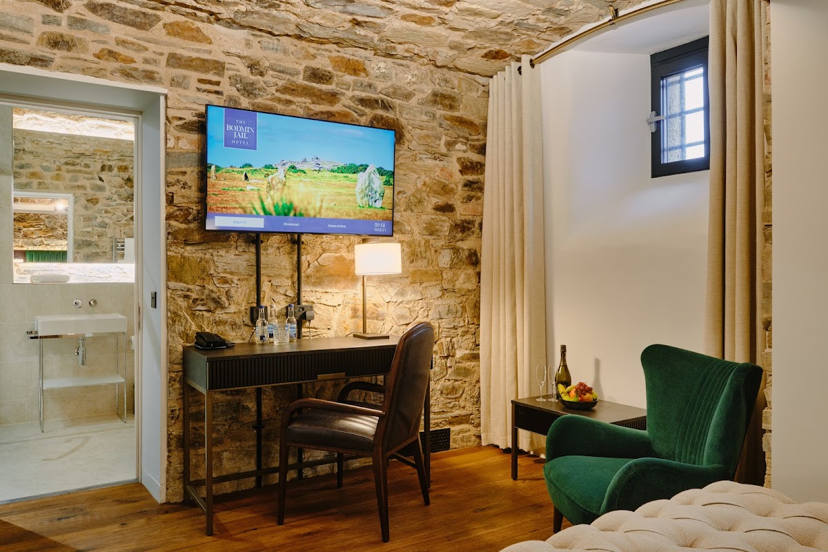Bodmin Jail Hotel — interior and exterior view 5