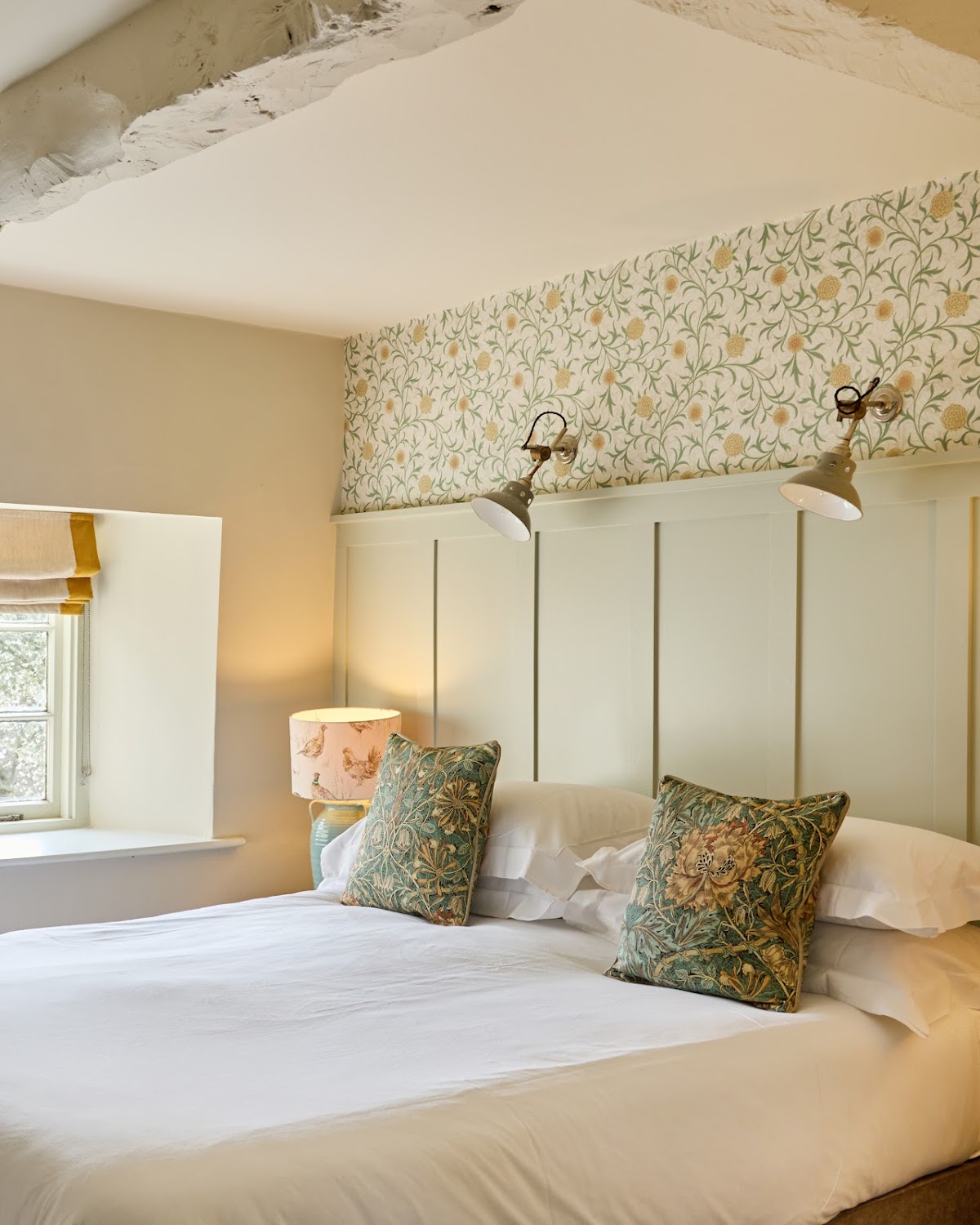 The Plough at Kelmscott — interior and exterior view 2