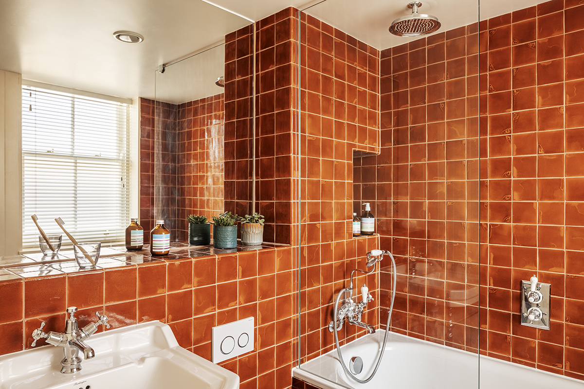 Fort Road — interior and exterior view 3