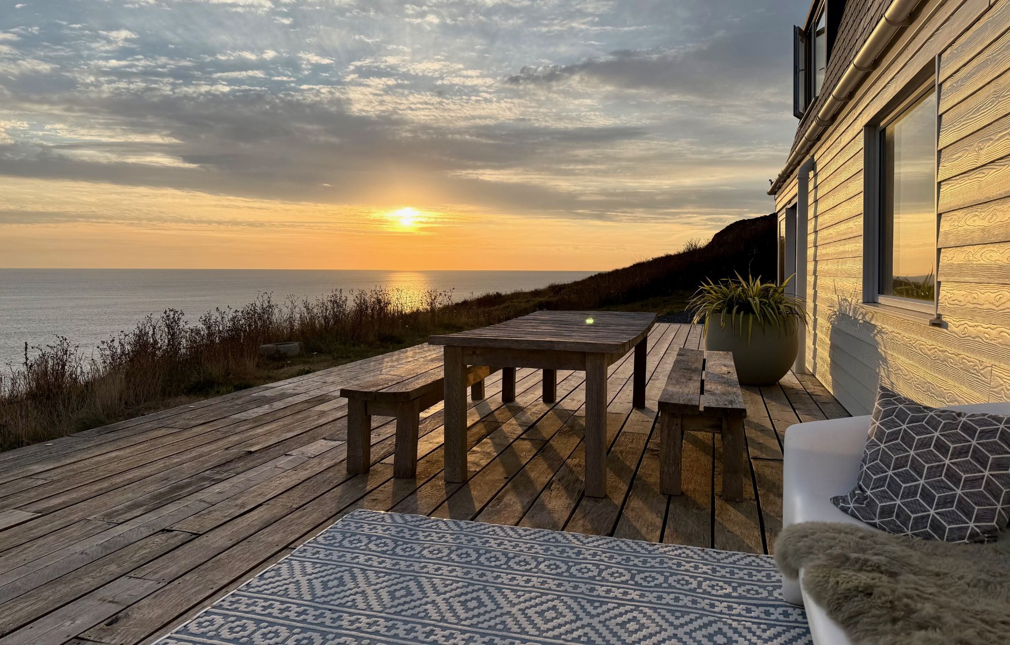 Gaia — interior and exterior view 94