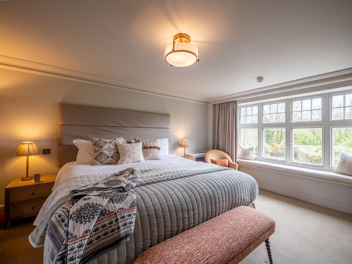 Ellesmera Mill — interior and exterior view 2