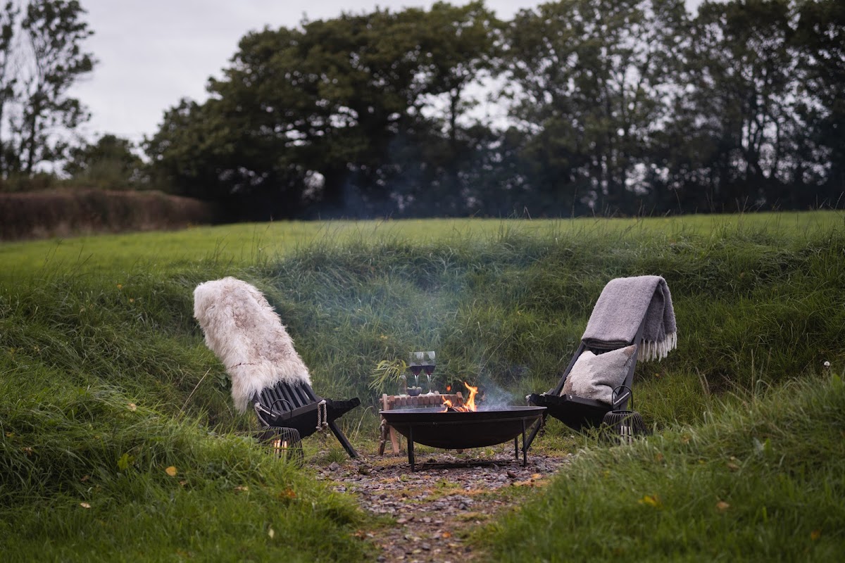 Nymetwood Treehouses — interior and exterior view 6
