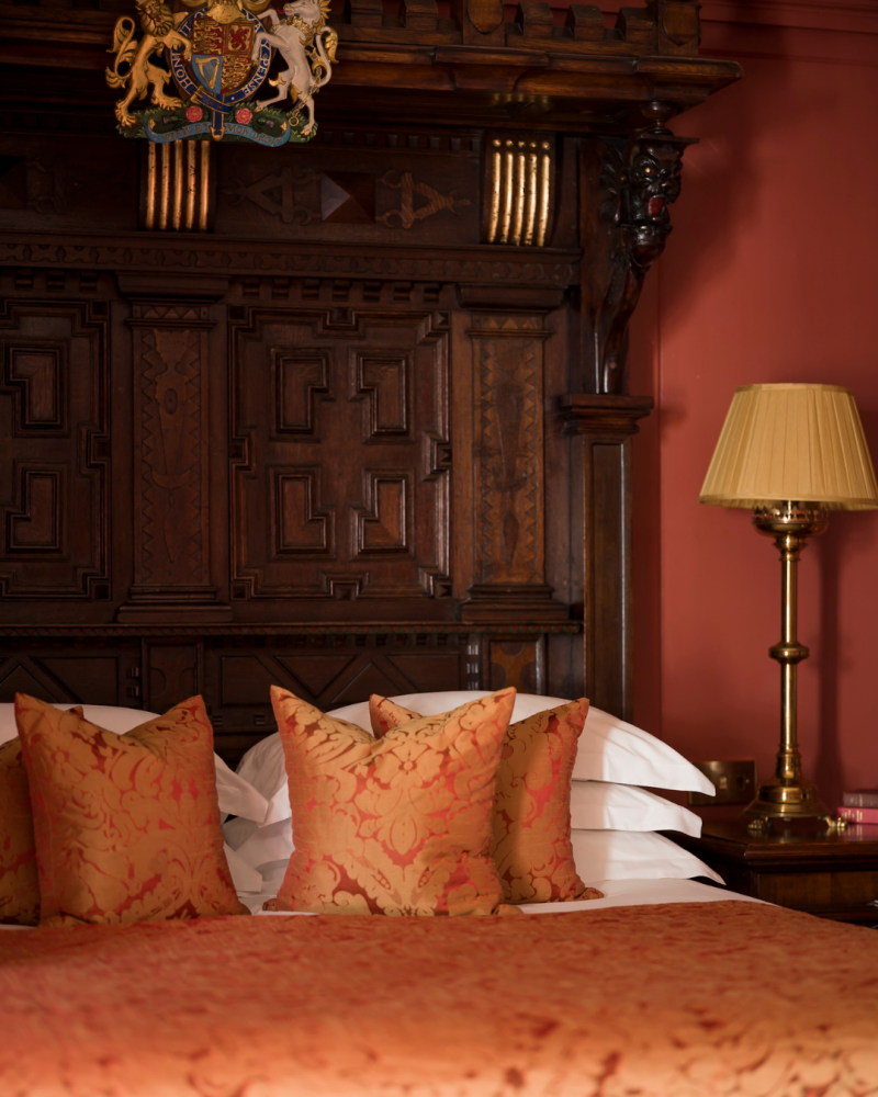 Hazlitt's — interior and exterior view 16