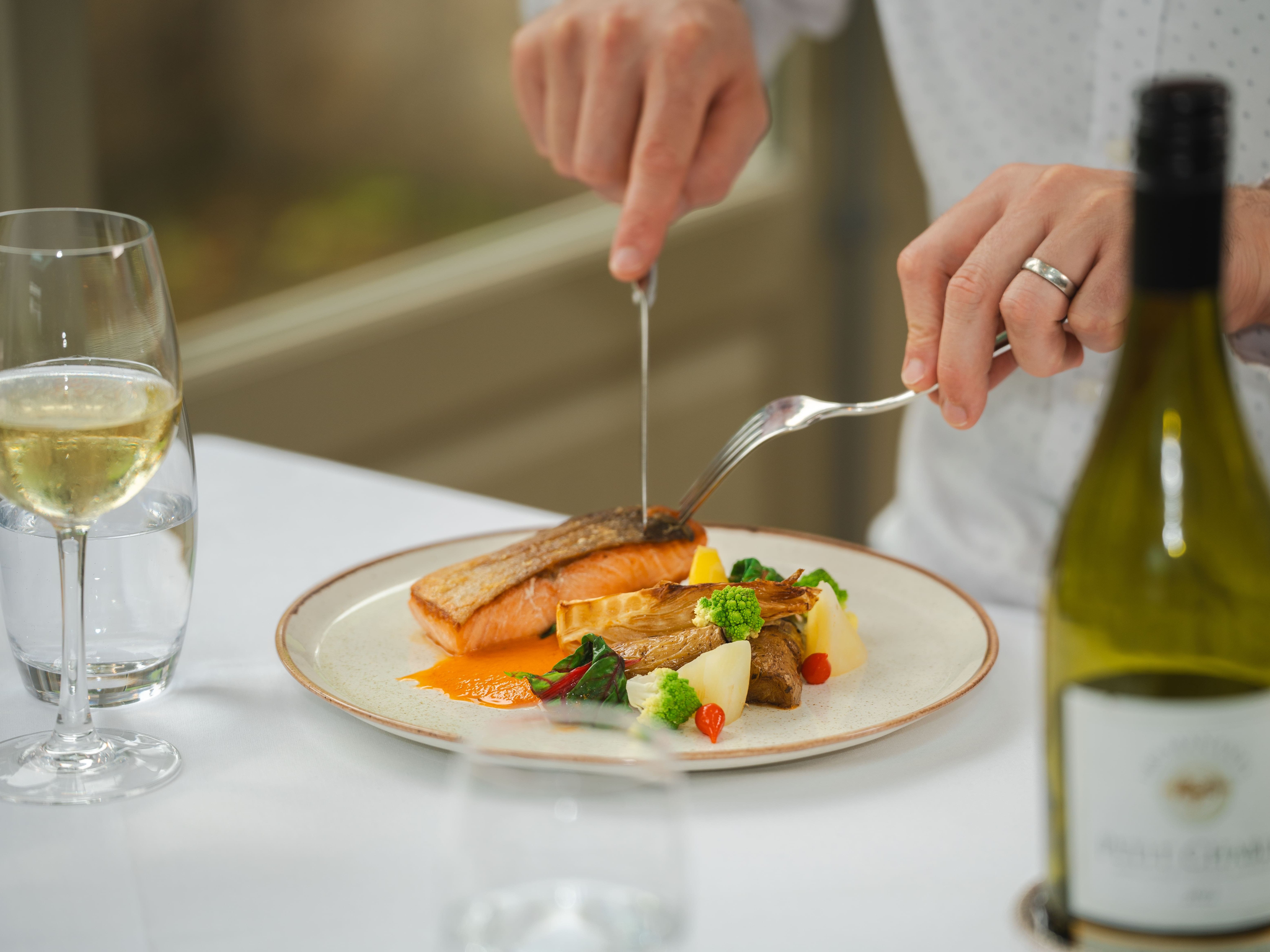 Lake Country House Hotel & Spa — interior and exterior view 11