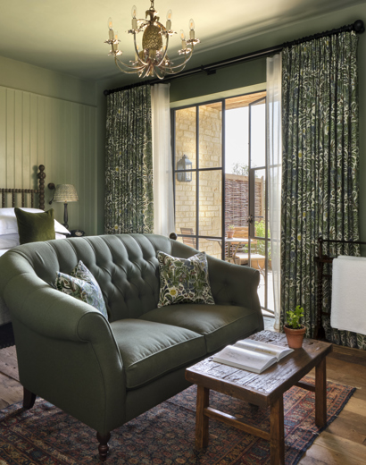 The Pig in the Cotswolds — interior and exterior view 27