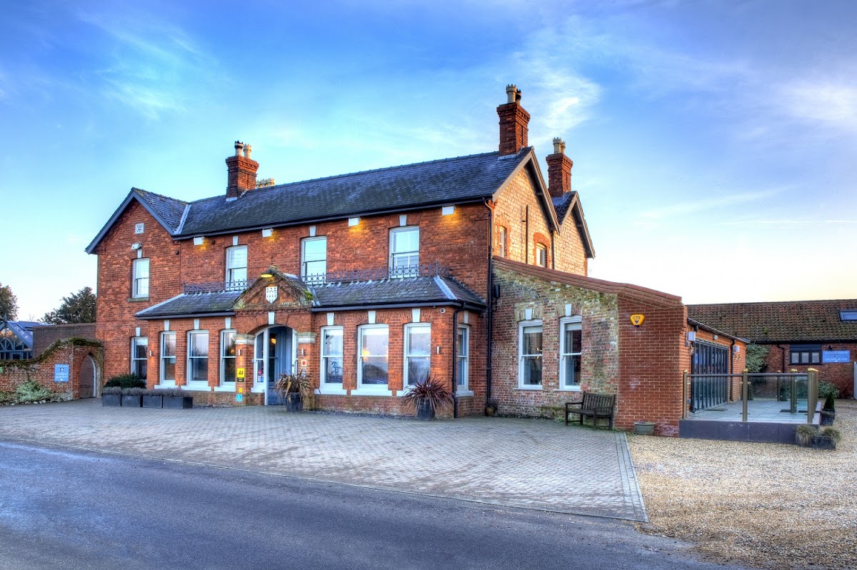 Titchwell Manor — interior and exterior view 4