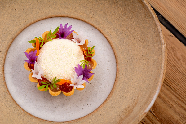 Forest Side — interior and exterior view 32