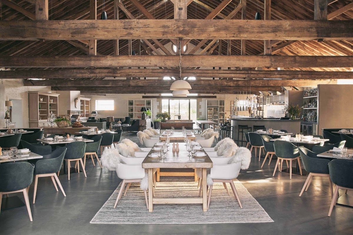 Thyme — interior and exterior view 5