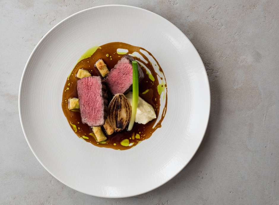 Victoria Hotel & Source Spa — interior and exterior view 10