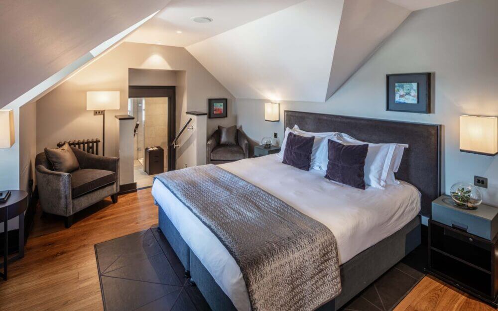 Twr y Felin Hotel — interior and exterior view 10