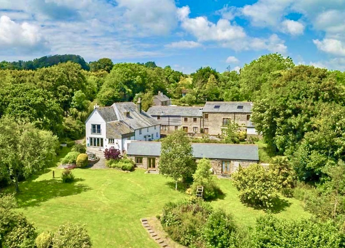 East Trenean Farm — interior and exterior view 4