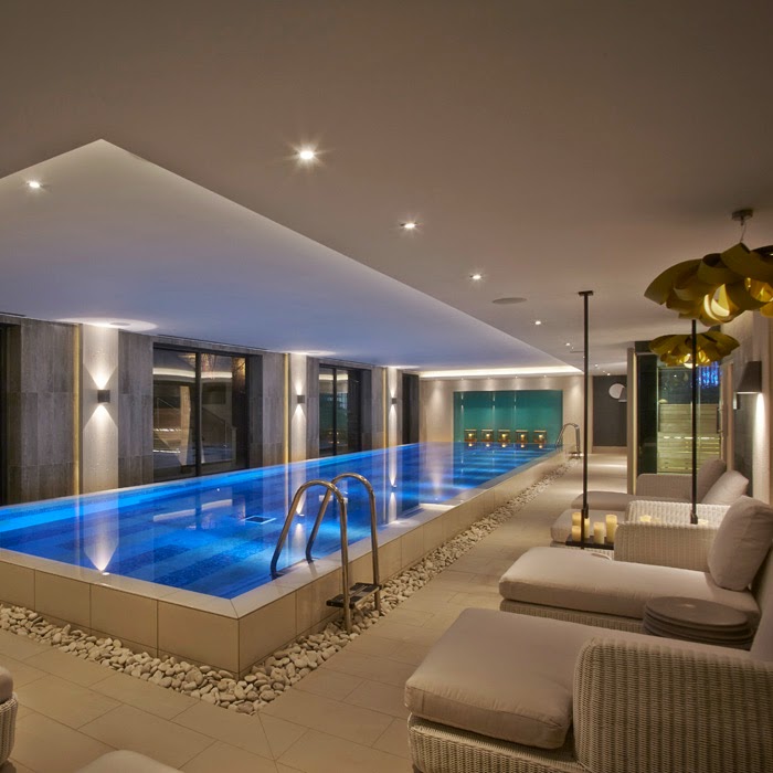 Dormy House Hotel — interior and exterior view 4