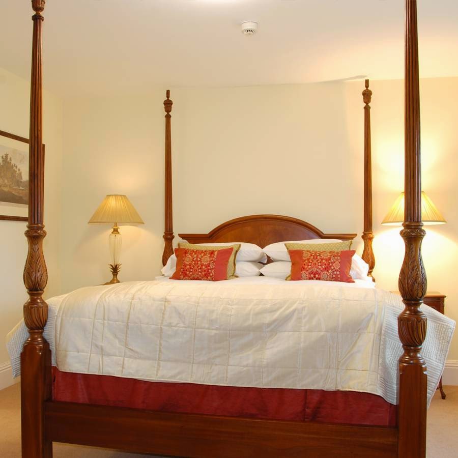 Lake Country House Hotel & Spa — interior and exterior view 2