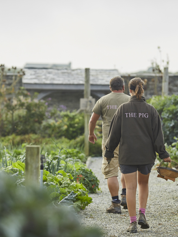 The Pig at Harlyn Bay — interior and exterior view 10