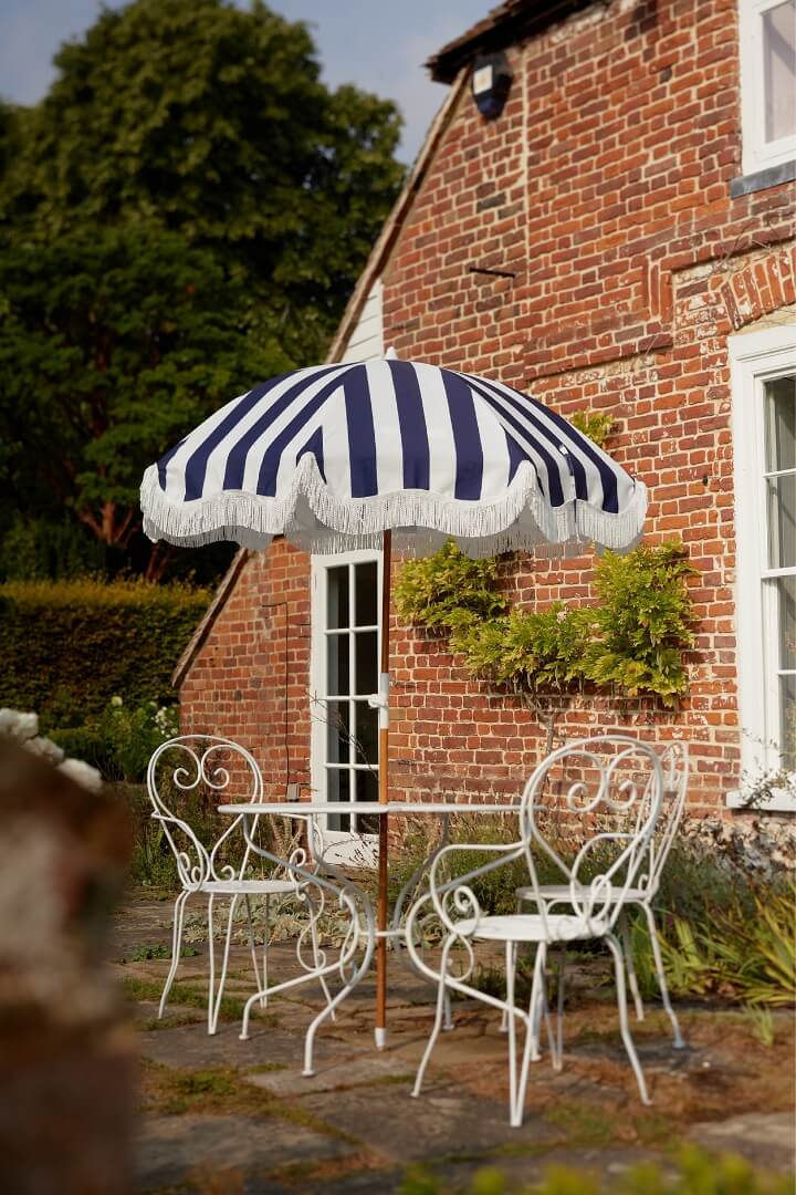 Updown Farmhouse — interior and exterior view 14