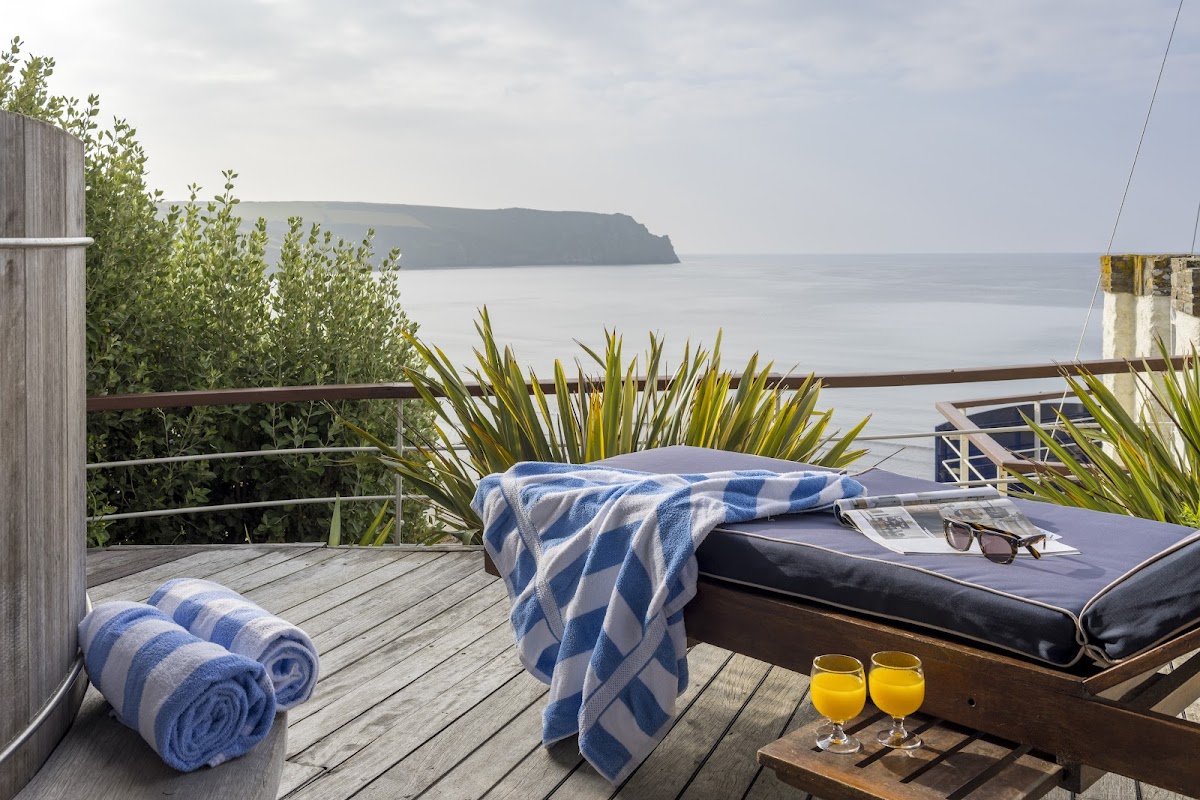 The Nare — interior and exterior view 6