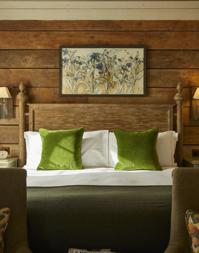 The Pig near Bath — interior and exterior view 29