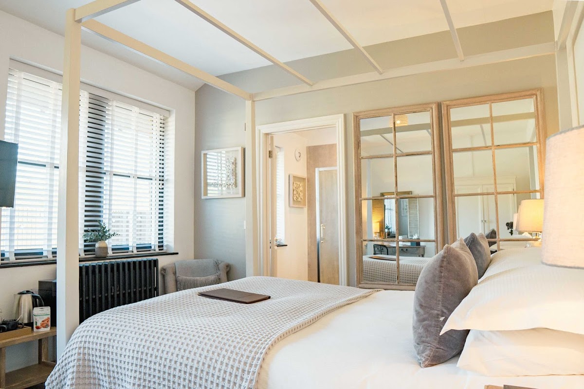 Yorebridge House — interior and exterior view 2