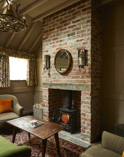 The Pig near Bath — interior and exterior view 28